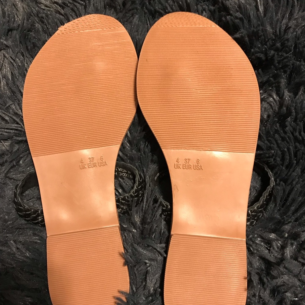 Sandals - Picture 2 of 2